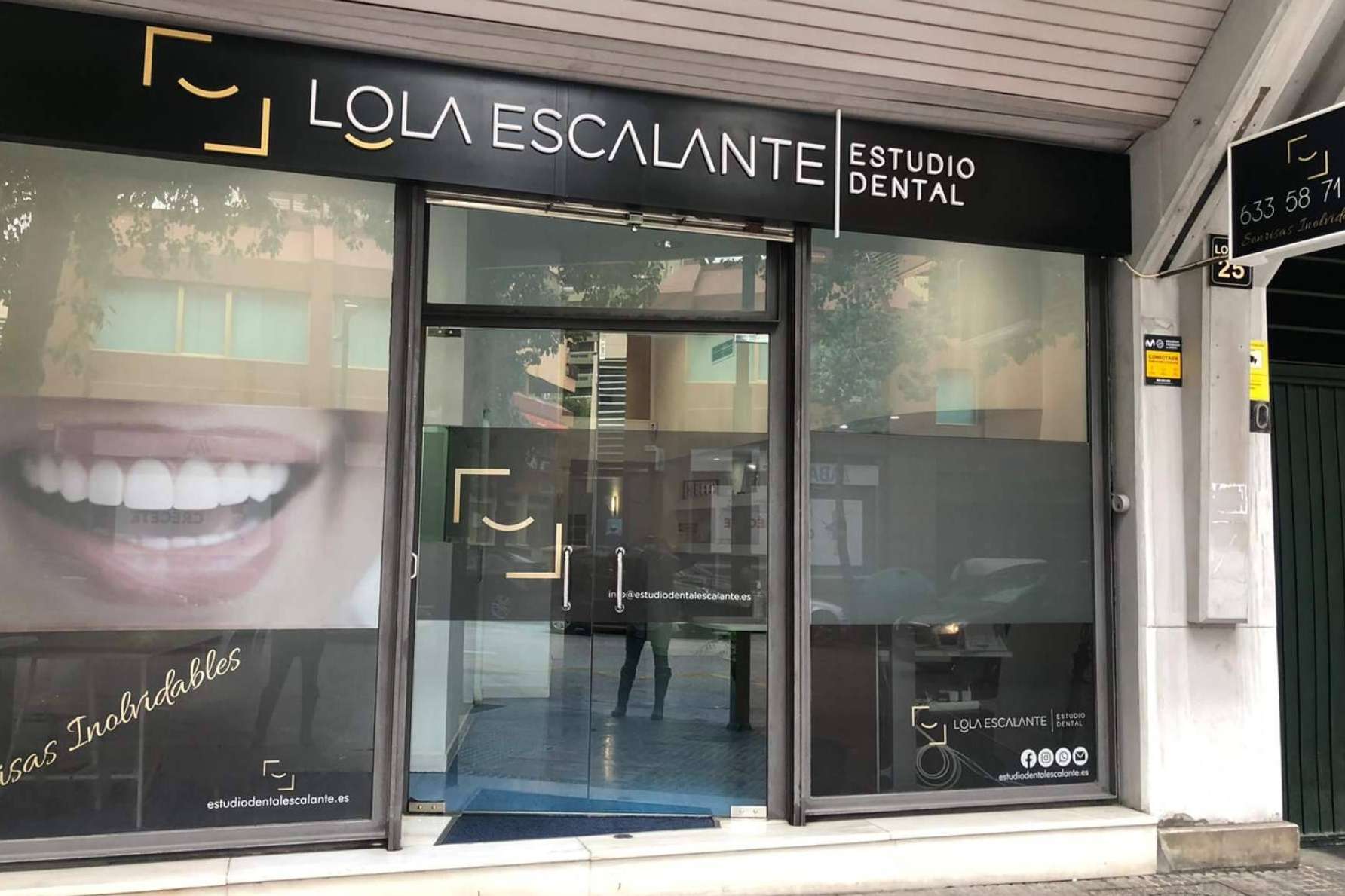 Lola Escalante Estudio Dental cuenta con experiencia en diseño de sonrisas en Málaga