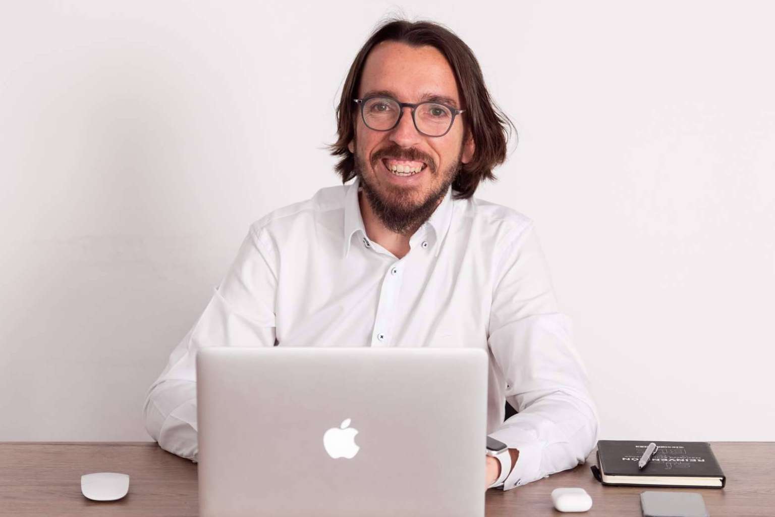 ¿Cómo crear, lanzar y posicionar un emprendimiento digital exitoso con Rubén Monllor?