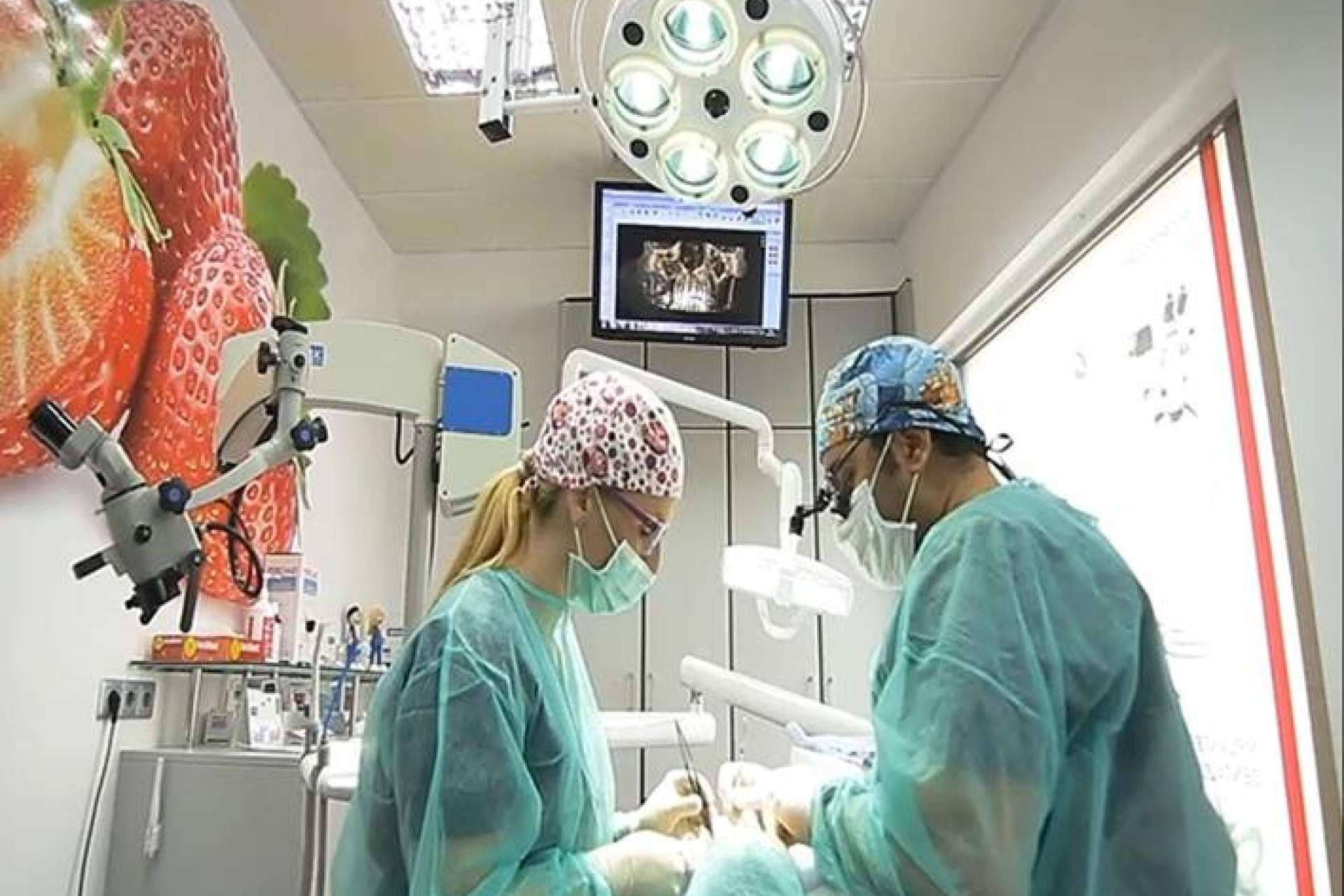 El equipo de profesionales y tecnología de última generación en odontología de Dental Implantologie
