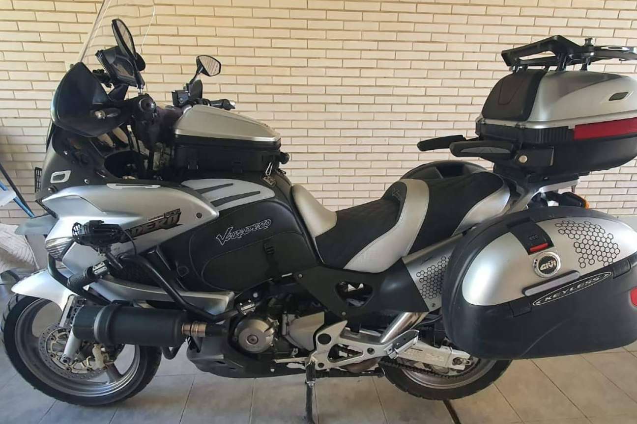JM-Fundas ofrece la experiencia de viajar en verano con un asiento de moto confortable y ergonómico