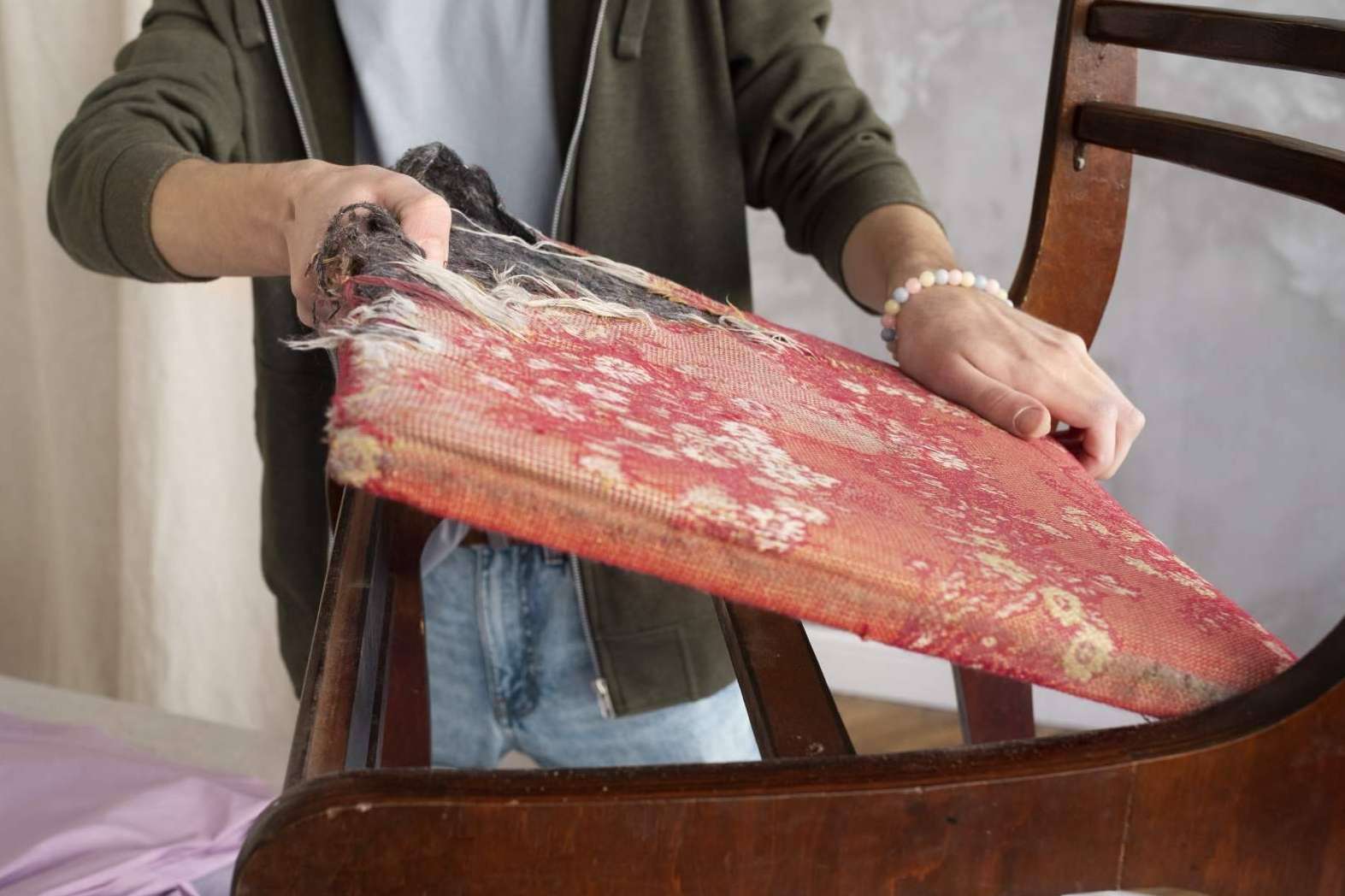Muebles restaurados, la propuesta de decoración sostenible que transforma el hogar este otoño