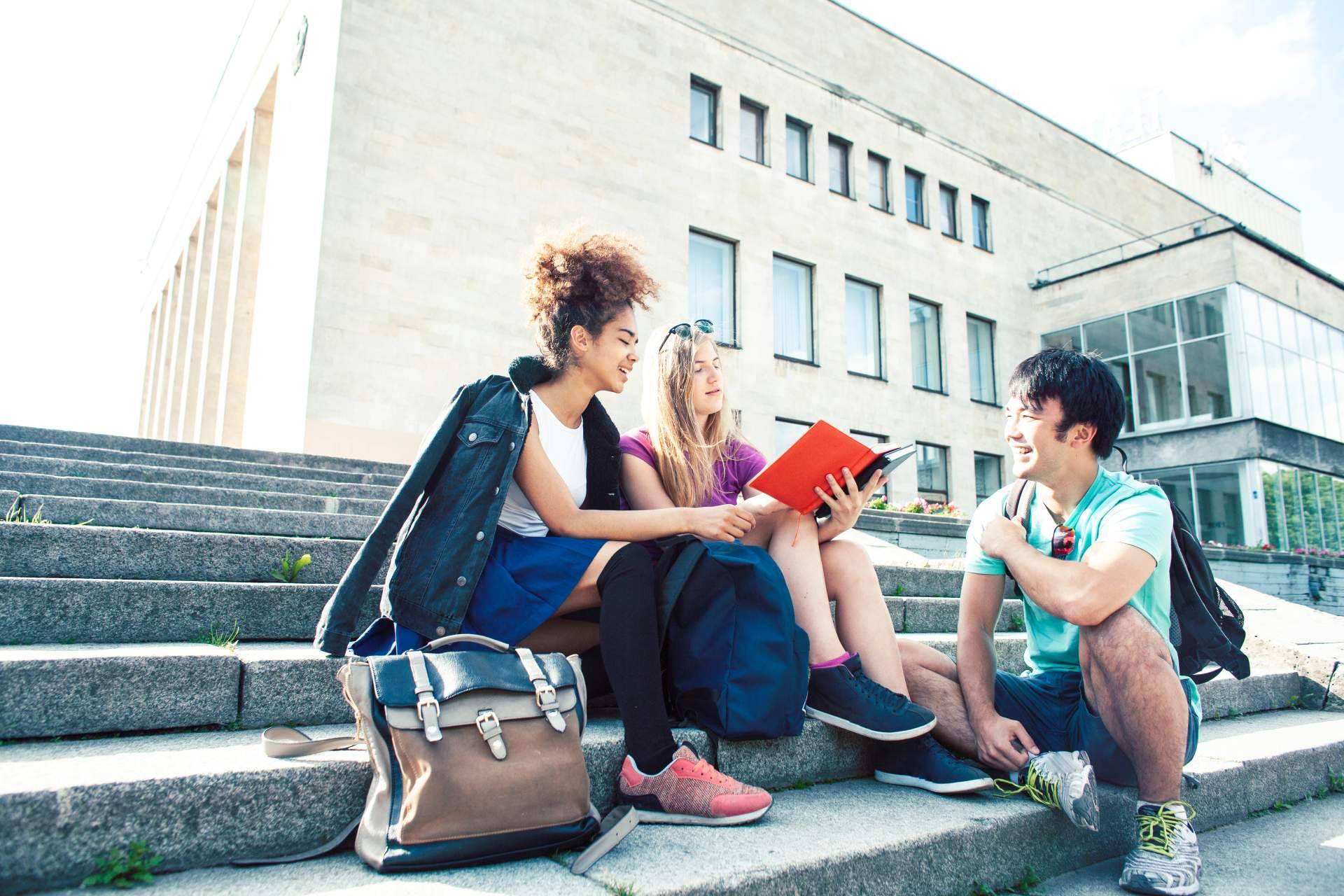 El Instituto Superior Europeo de Barcelona lidera la formación online con programas innovadores y de calidad