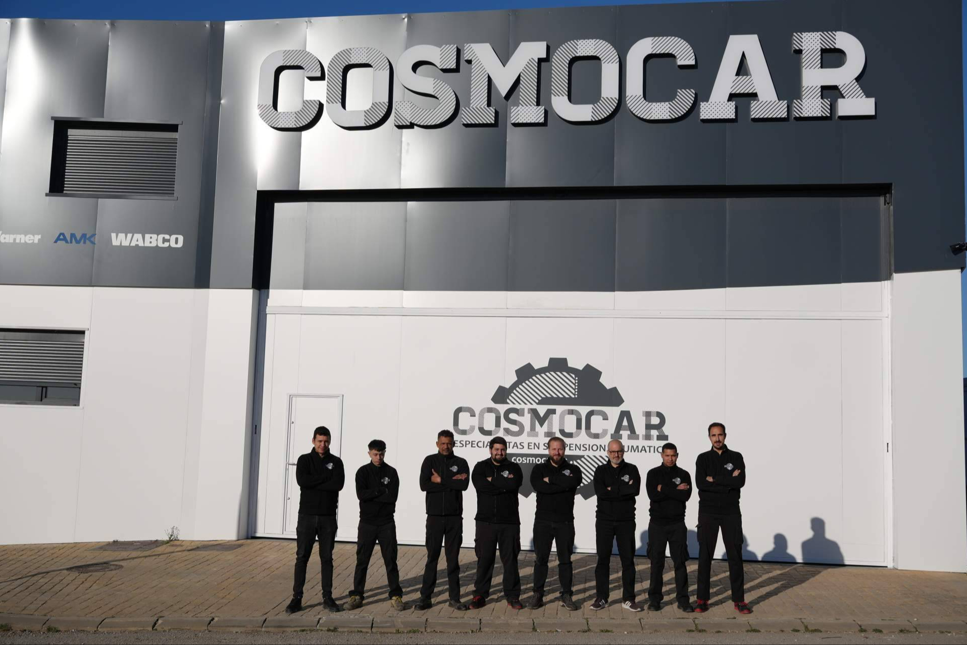 Cosmocar, líder en España en suspensión neumática para vehículos 4x4 y turismos, ofrece soluciones personalizadas y sostenibles