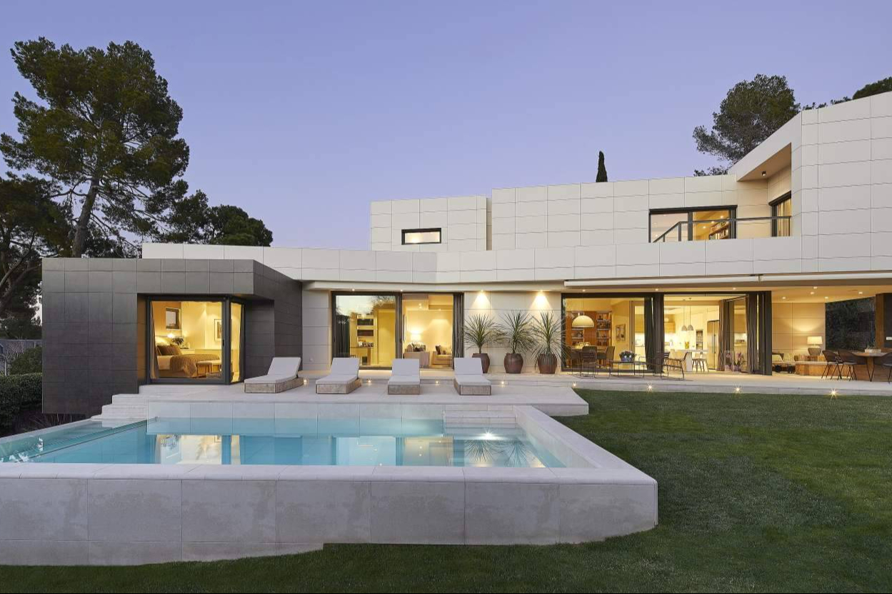 IMAB House potencia su oferta con diseño arquitectónico, asesoramiento legal y reforma de inmuebles