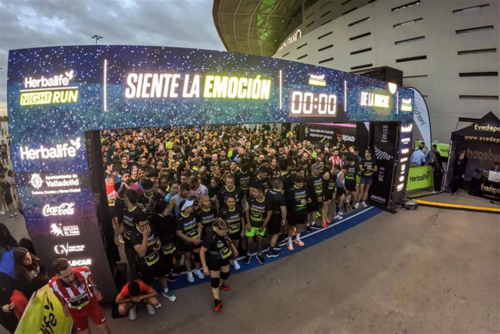 El Circuito Herbalife Night Run, la prueba de running que recorre los grandes estadios del fútbol español