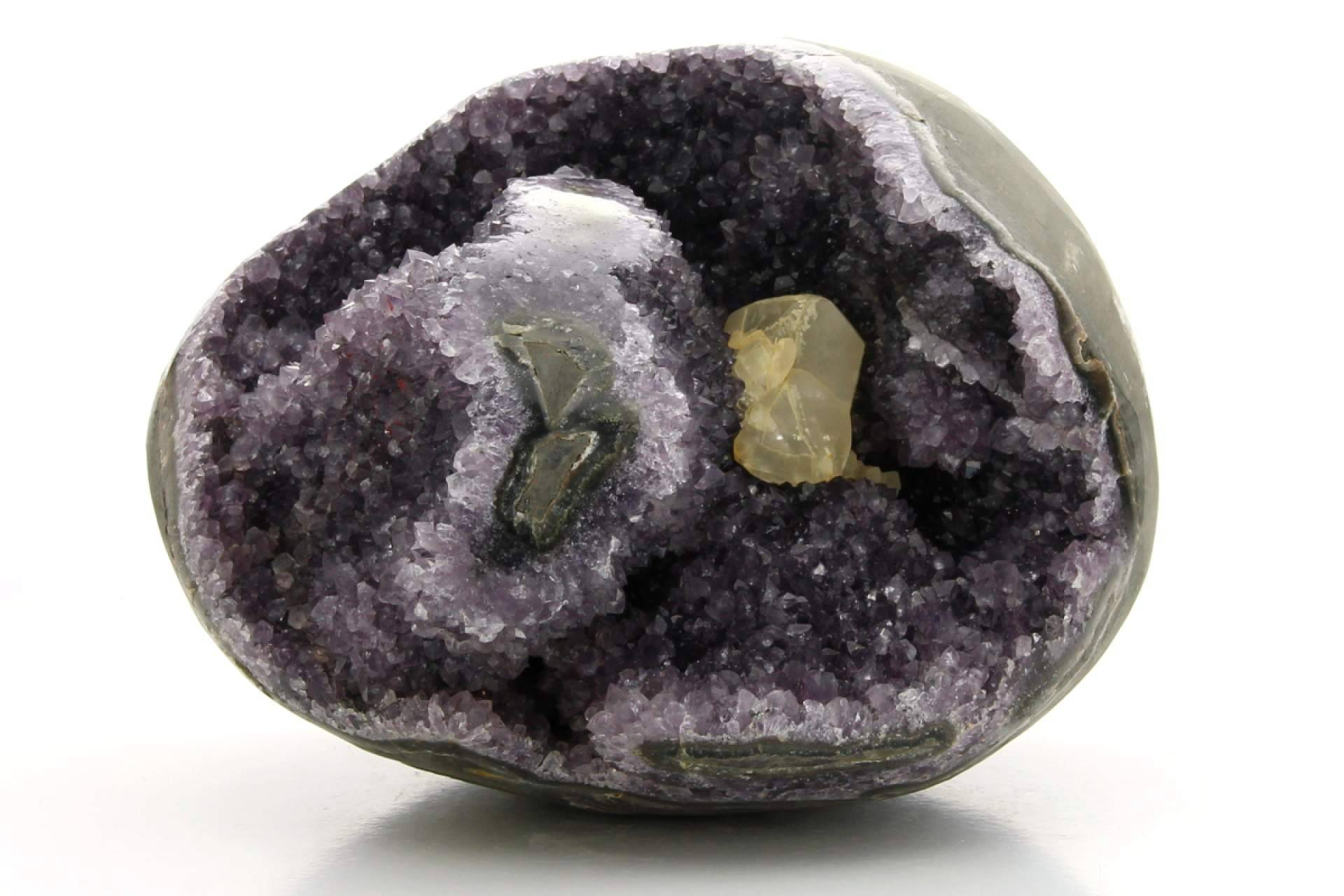 De la pieza de colección al formato por kilo; cómo elegir minerales en bruto para tienda
